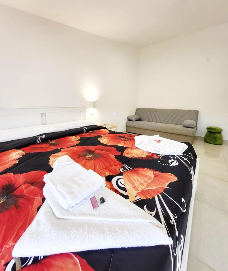 לינה וארוחת בוקר מרטינסיקורו D Annunziohouse מראה חיצוני תמונה