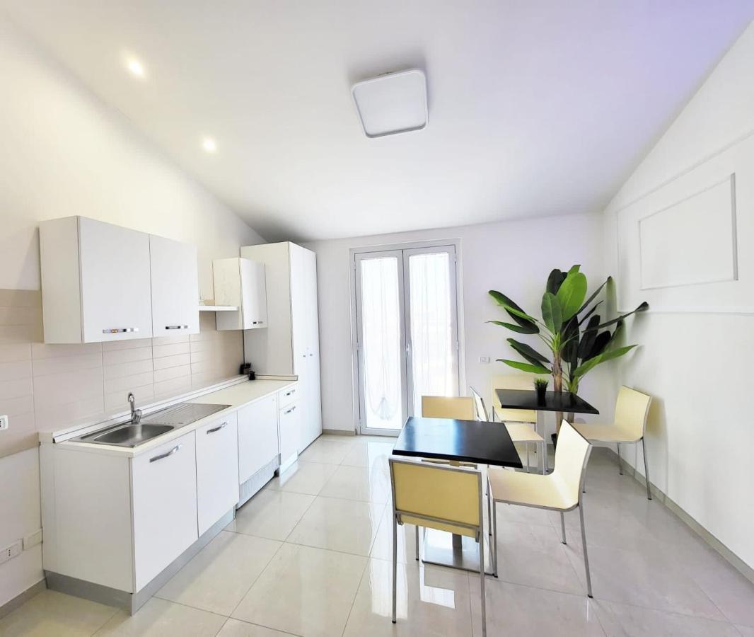 לינה וארוחת בוקר מרטינסיקורו D Annunziohouse מראה חיצוני תמונה