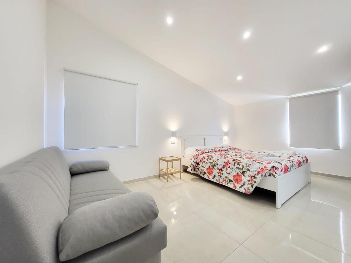 לינה וארוחת בוקר מרטינסיקורו D Annunziohouse מראה חיצוני תמונה